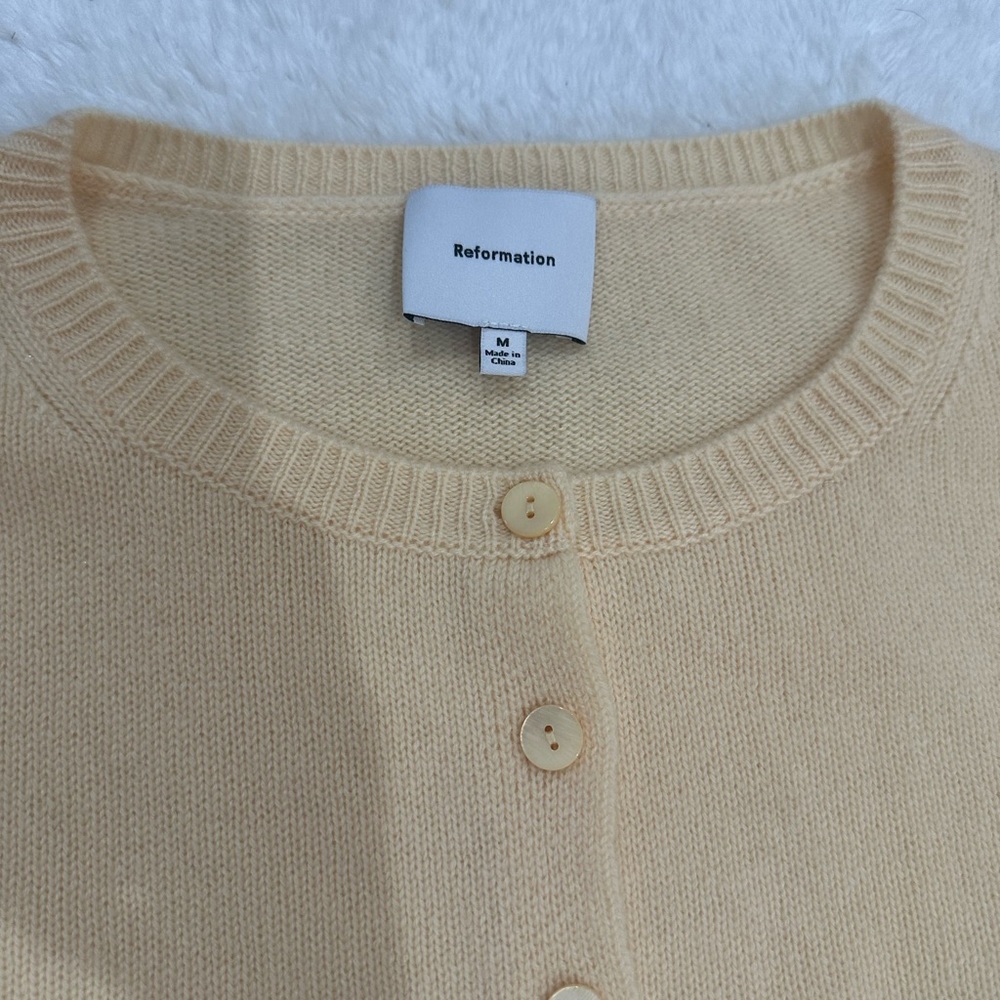 Reformation Clara Cashmere Cardigan Parmesan - Picture 4 of 7